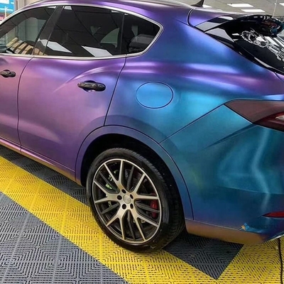 Revestimiento de vinilo para automóviles de liberación de aire estirable en metal brillante Camaleón morado azul