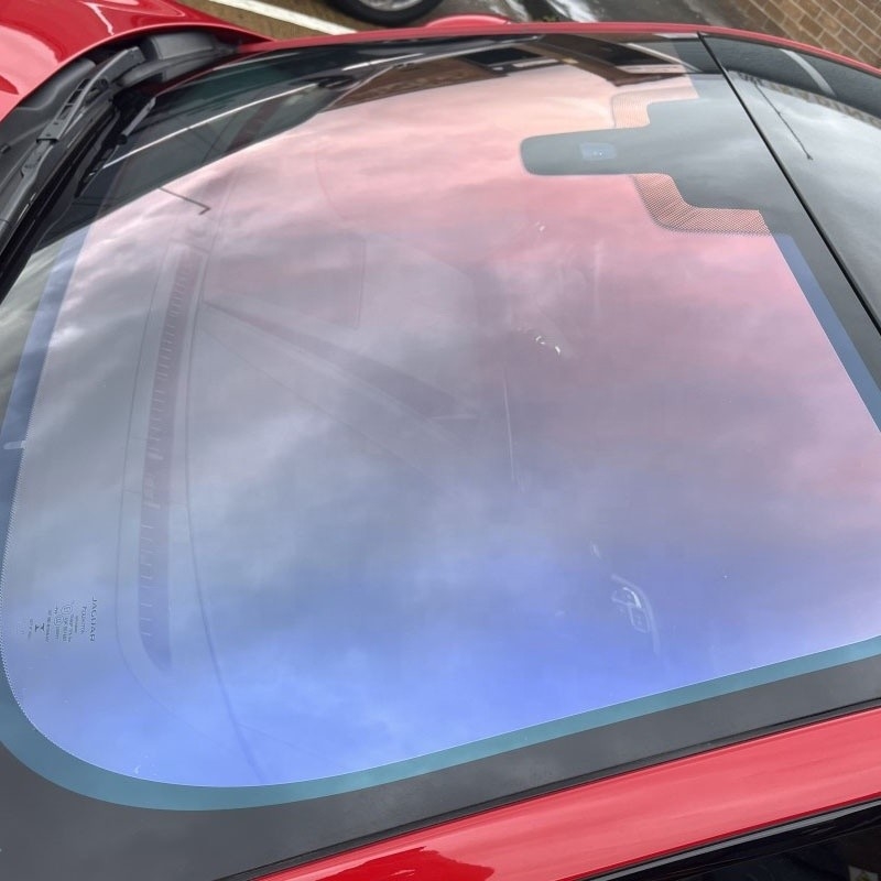 Protección de la privacidad Película para ventanas de automóviles de PET VLT 85% IR 40% Chameleon Película para automóviles